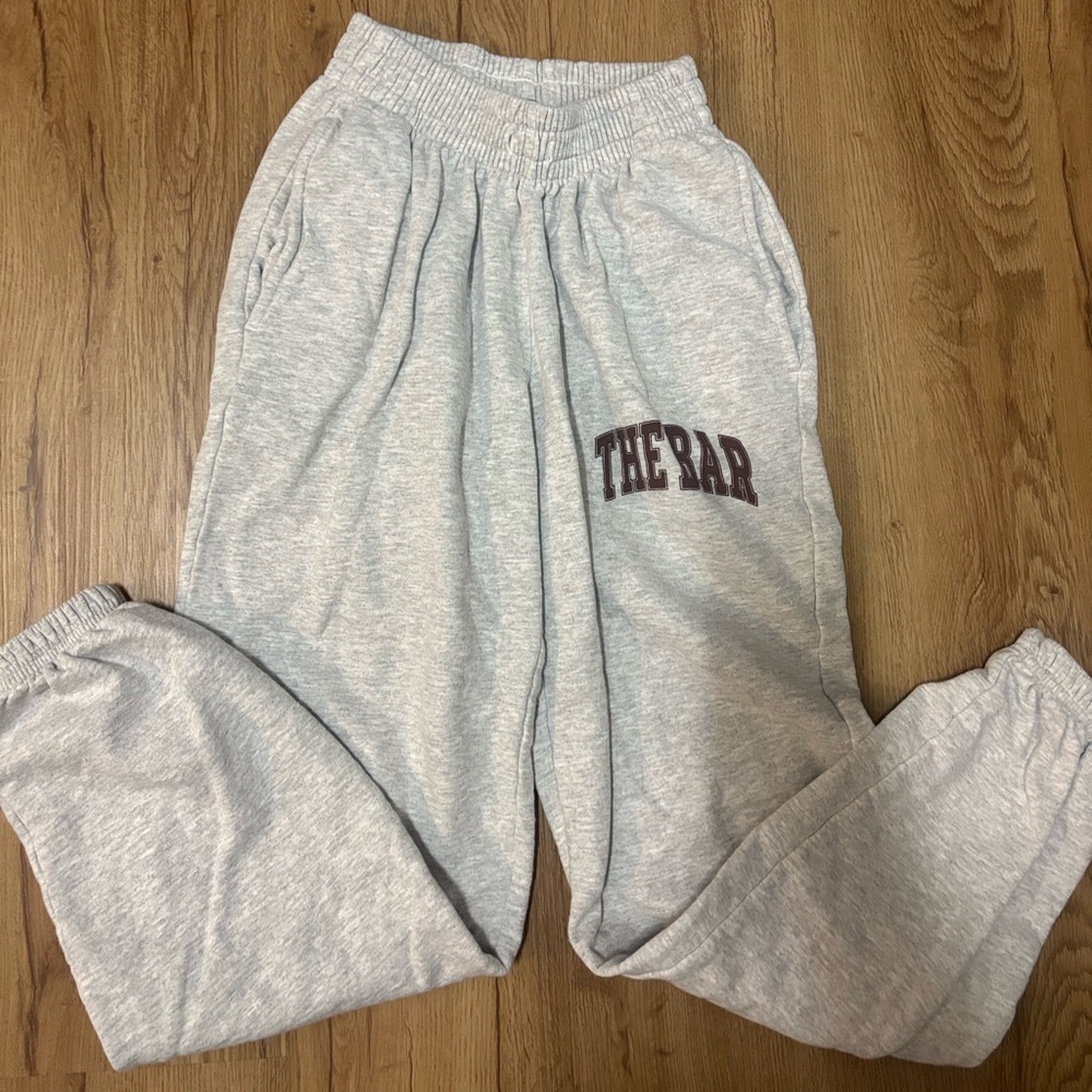 THE BAR SWEATS